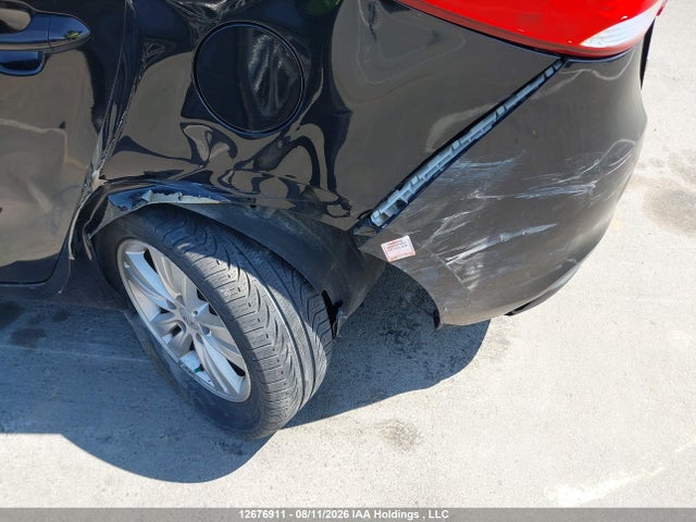 Продажа на аукционе авто 2014 Kia Rondo, vin: KNAHT8A3XE7012993, номер лота: 12676911