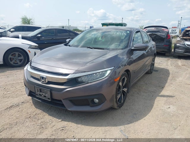 Honda Civic Touring 2018 2HGFC1F98JH103565 Image 2
