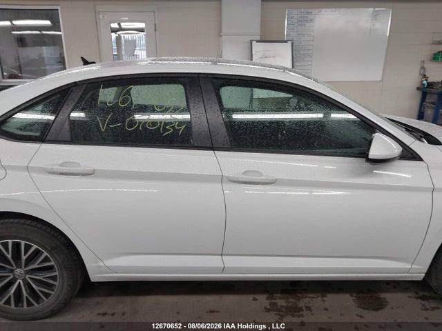 Продажа на аукционе авто 2020 Volkswagen Jetta Highline, vin: 3VWEB7BU7LM070134, номер лота: 12670652