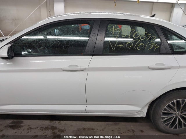 Продажа на аукционе авто 2020 Volkswagen Jetta Highline, vin: 3VWEB7BU7LM070134, номер лота: 12670652