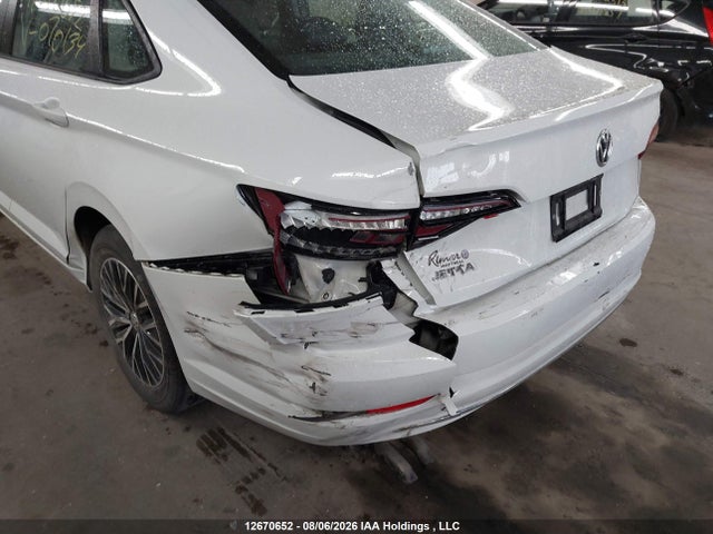 Продажа на аукционе авто 2020 Volkswagen Jetta Highline, vin: 3VWEB7BU7LM070134, номер лота: 12670652