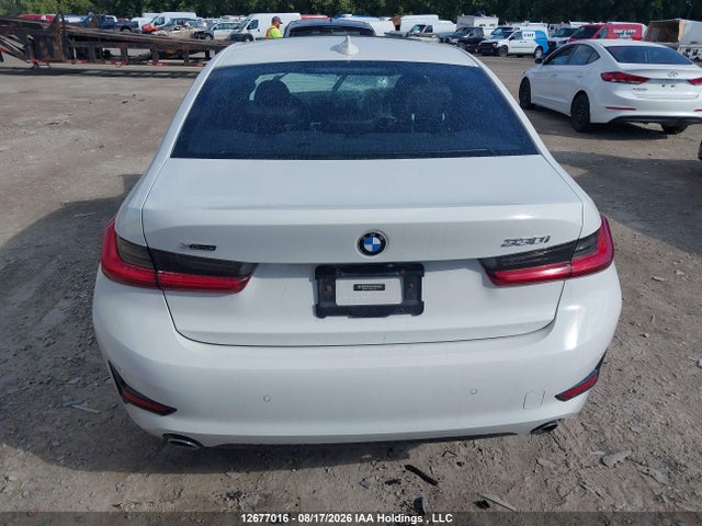 3MW5R7J05M8C10749 BMW 330i Xdrive