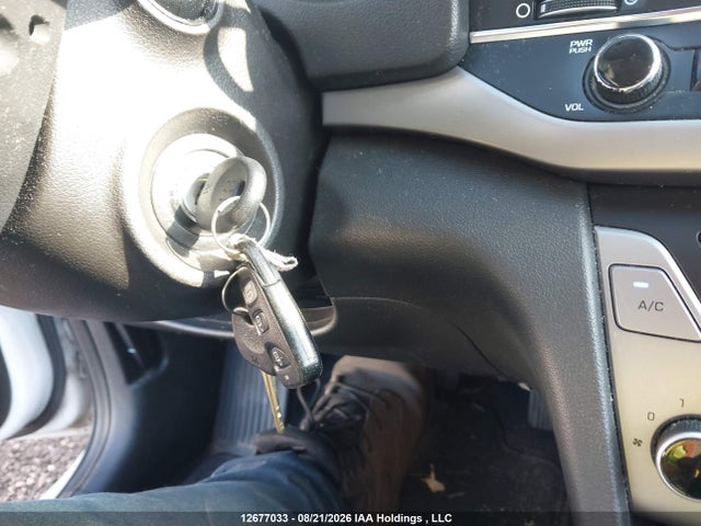 Hyundai Elantra Le 2018 5NPD74LF4JH334539 Image 11