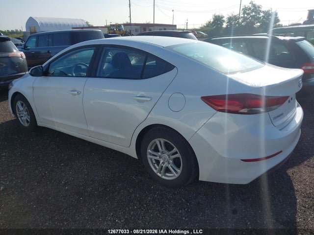 Hyundai Elantra Le 2018 5NPD74LF4JH334539 Image 14