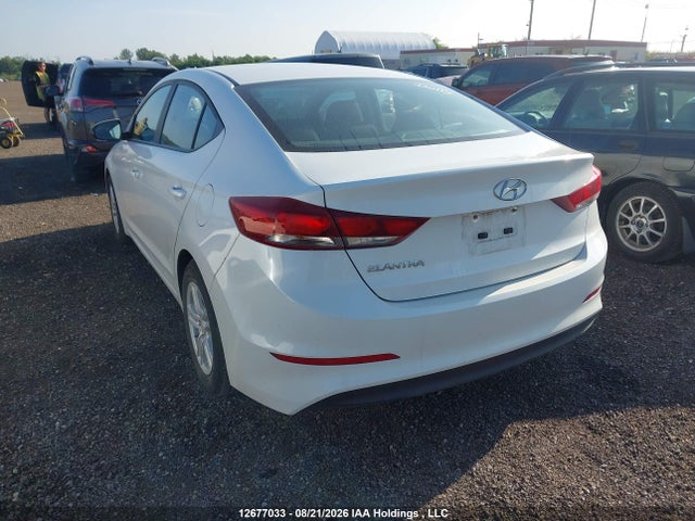 Hyundai Elantra Le 2018 5NPD74LF4JH334539 Image 3
