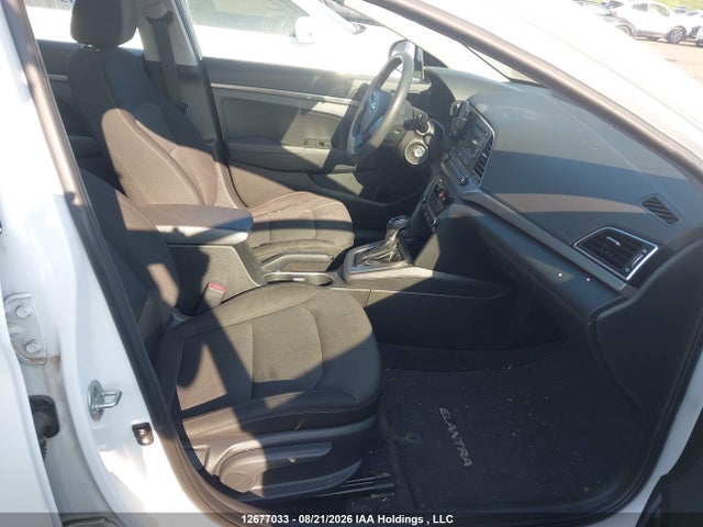 Hyundai Elantra Le 2018 5NPD74LF4JH334539 Image 5