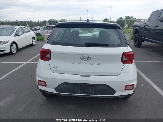 Hyundai Venue Essential W/two-tone 2025 KMHRB8A33SU408718 Image 16