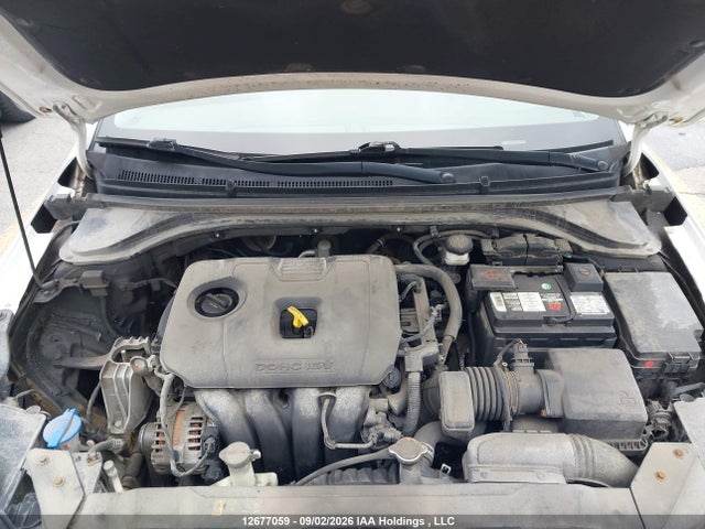 2020 Hyundai Elantra Luxury მანქანა იყიდება აუქციონზე, vin: KMHD84LF2LU921937, აუქციონის ნომერი: 12677059