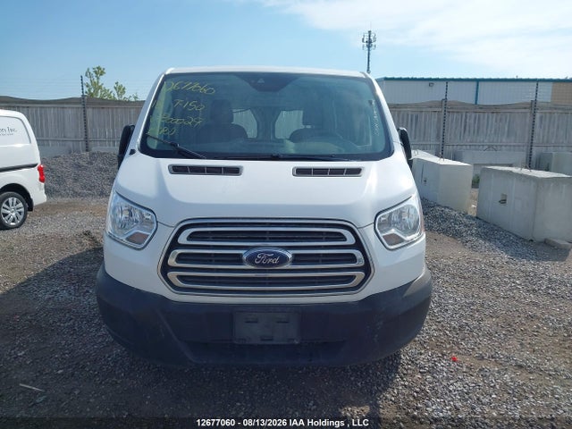 Ford Transit T-150 2018 1FTYE1YM8JKB00029 Image 12