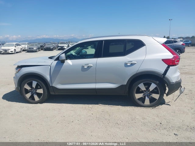 2020 Volvo Xc40 T4 Momentum მანქანა იყიდება აუქციონზე, vin: YV4AC2UK1L2268466, აუქციონის ნომერი: 12677151