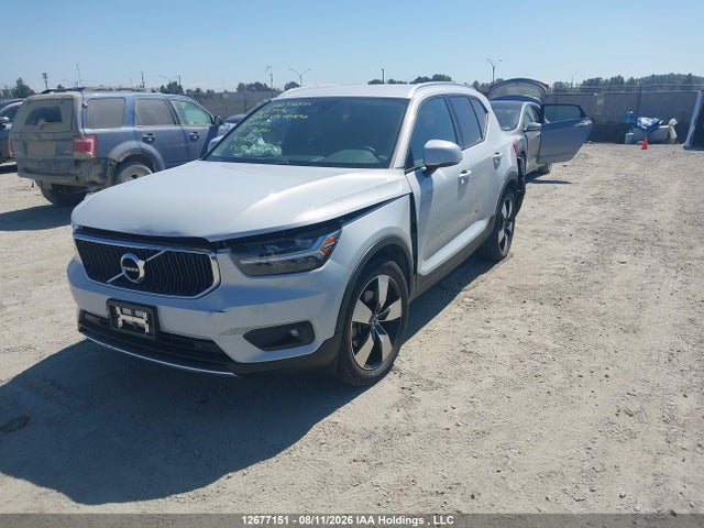 Volvo Xc40 T4 Momentum 2020 YV4AC2UK1L2268466 Image 2