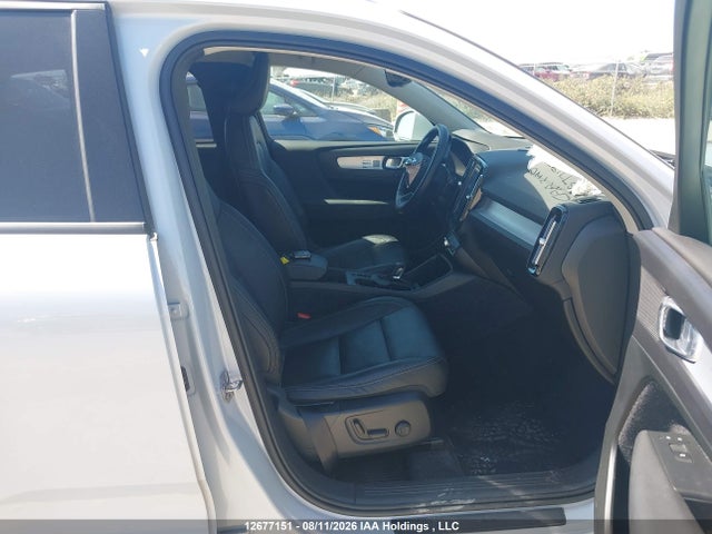 2020 Volvo Xc40 T4 Momentum მანქანა იყიდება აუქციონზე, vin: YV4AC2UK1L2268466, აუქციონის ნომერი: 12677151