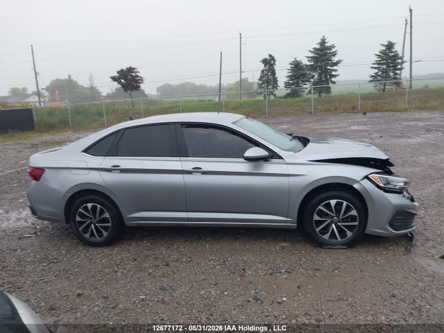 12677172 :رقم المزاد ، 3VWCM7BU7NM011718 vin ، 2022 Volkswagen Jetta Trendline مزاد بيع