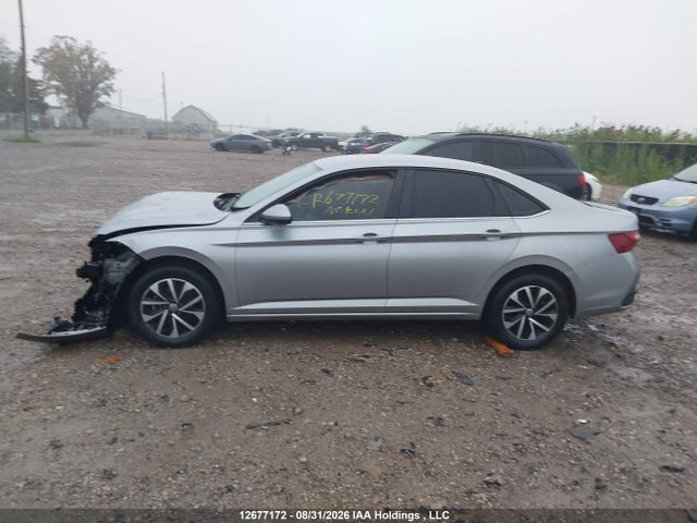 12677172 :رقم المزاد ، 3VWCM7BU7NM011718 vin ، 2022 Volkswagen Jetta Trendline مزاد بيع