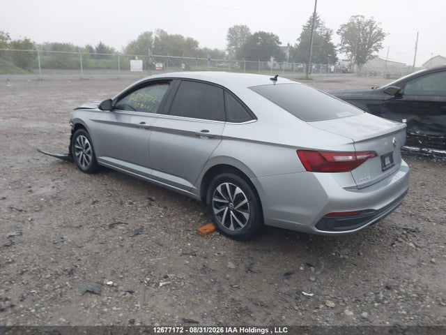 12677172 :رقم المزاد ، 3VWCM7BU7NM011718 vin ، 2022 Volkswagen Jetta Trendline مزاد بيع