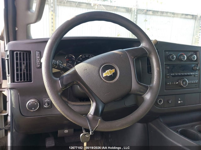 Chevrolet Express 2500 1wt 2016 1GCWGAFF2G1277342 Image 17