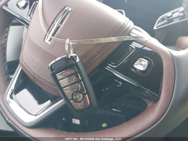 Lincoln Aviator Reserve 2026 5LM5J7XC1TGL01165 Image 11