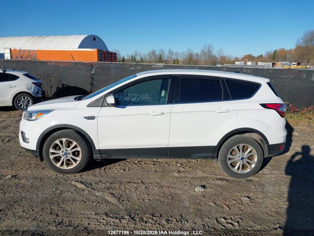 Auction sale of the 2017 Ford Escape Se, vin: 1FMCU0GD7HUD47156, lot number: 12677196
