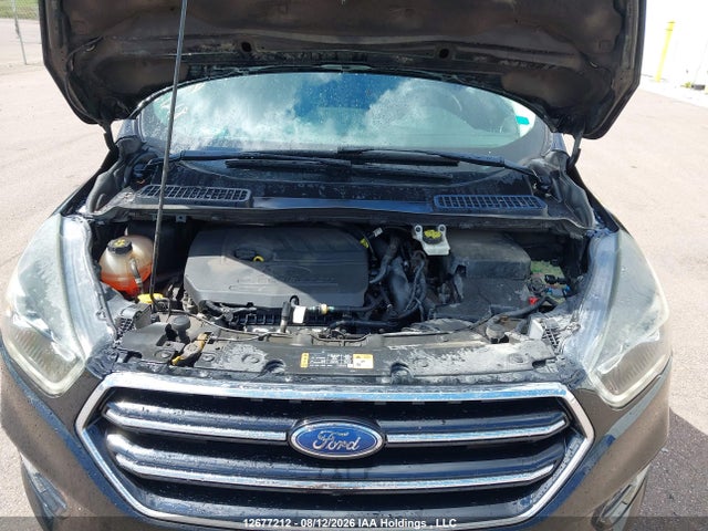 Ford ESCAPE SE 2017 1FMCU9GD5HUC56858 Image 10