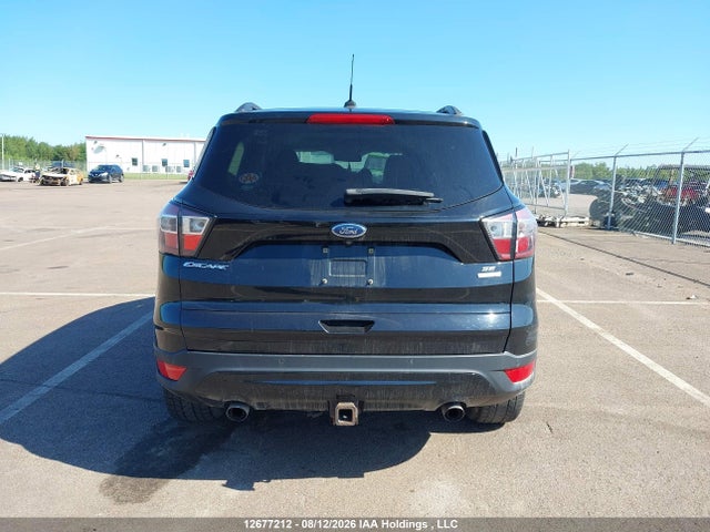 Ford ESCAPE SE 2017 1FMCU9GD5HUC56858 Image 16
