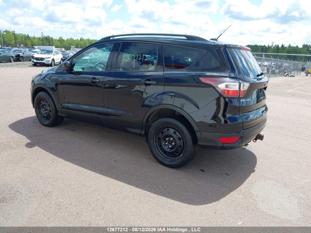 Ford ESCAPE SE 2017 1FMCU9GD5HUC56858 Image 3