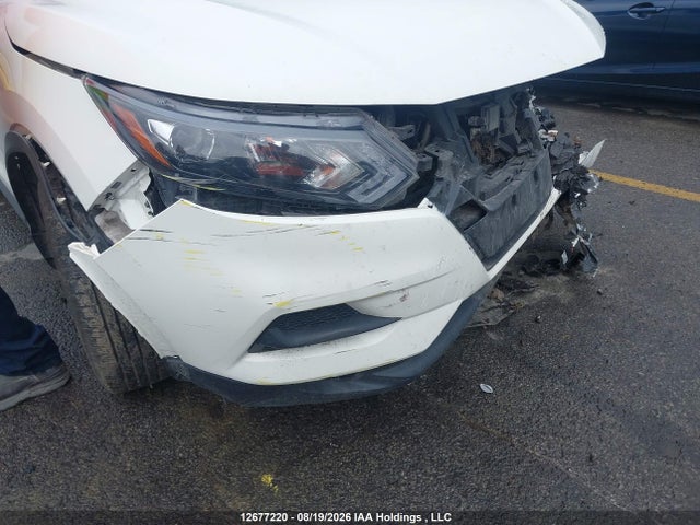 JN1BJ1AV2PW000842 Nissan Qashqai S