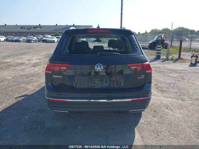 2018 Volkswagen Tiguan Sel Premium მანქანა იყიდება აუქციონზე, vin: 3VV4B7AX8JM006922, აუქციონის ნომერი: 12677230