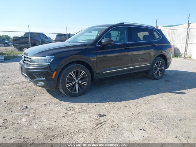2018 Volkswagen Tiguan Sel Premium მანქანა იყიდება აუქციონზე, vin: 3VV4B7AX8JM006922, აუქციონის ნომერი: 12677230