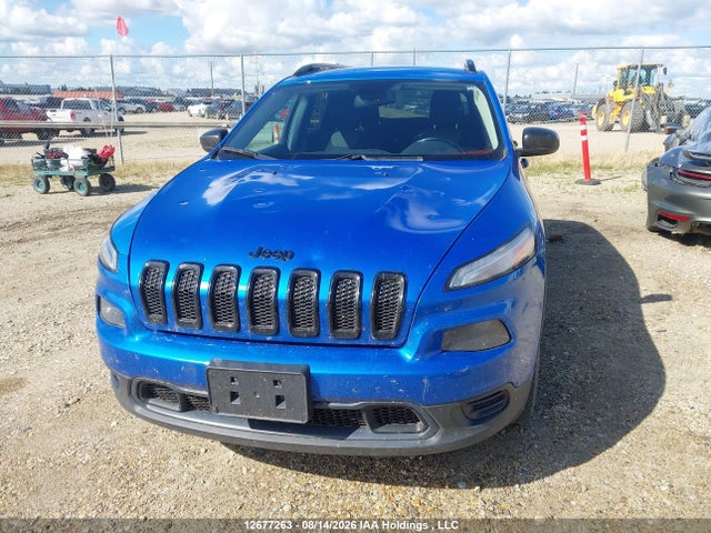 2018 Jeep Cherokee Sport მანქანა იყიდება აუქციონზე, vin: 1C4PJMAX4JD593662, აუქციონის ნომერი: 12677263