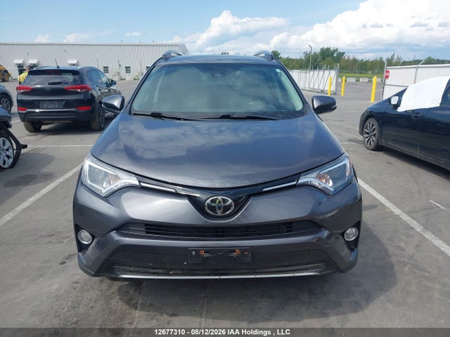 Toyota Rav4 Xle 2017 2T3RFREV9HW591791 Image 12