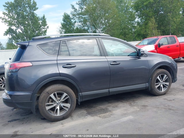 Toyota Rav4 Xle 2017 2T3RFREV9HW591791 Image 13