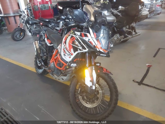 2018 VBKV49405JM982609 main image