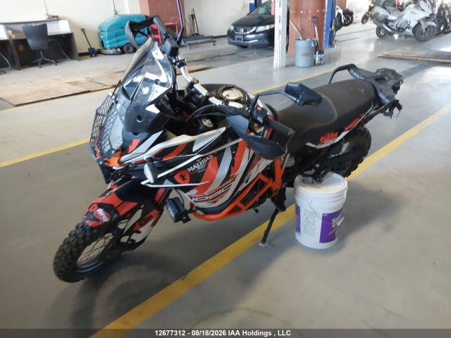 KTM 1090 Adventure R 2018 VBKV49405JM982609 Image 2