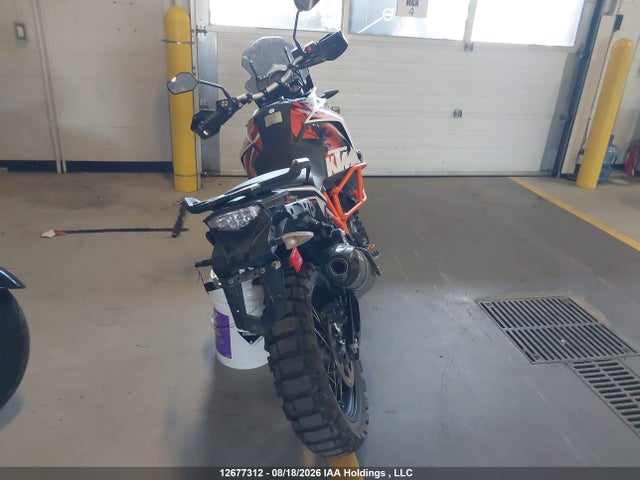 KTM 1090 Adventure R 2018 VBKV49405JM982609 Image 6