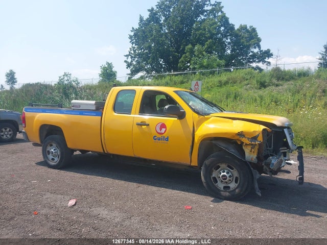 12677345 :رقم المزاد ، 1GT21ZCG1DZ211762 vin ، 2013 Gmc Sierra C2500 Heavy Duty مزاد بيع