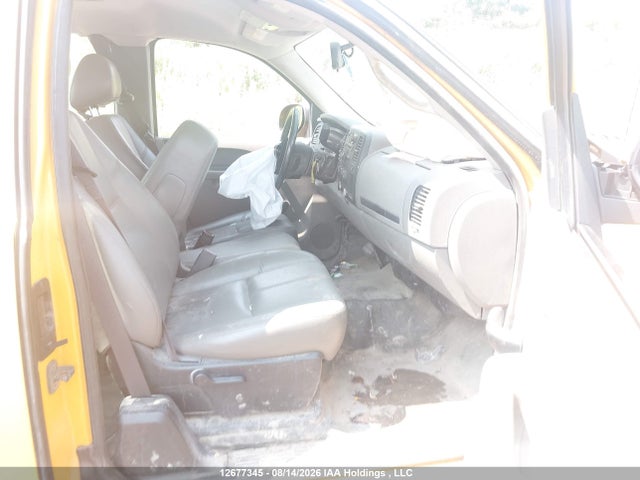 12677345 :رقم المزاد ، 1GT21ZCG1DZ211762 vin ، 2013 Gmc Sierra C2500 Heavy Duty مزاد بيع