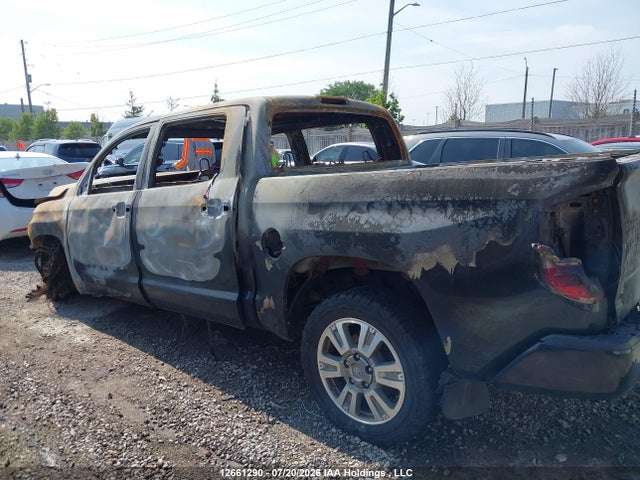 Продаж на аукціоні авто 2017 Toyota Tundra Crewmax 1794/platinum, vin: 5TFAY5F11HX586625, номер лоту: 12661290