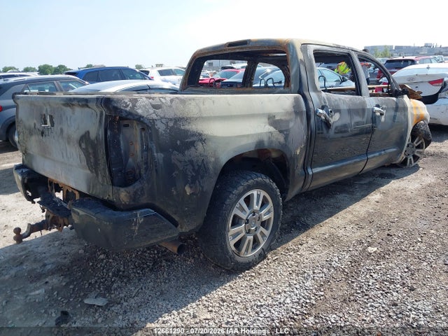 Продаж на аукціоні авто 2017 Toyota Tundra Crewmax 1794/platinum, vin: 5TFAY5F11HX586625, номер лоту: 12661290