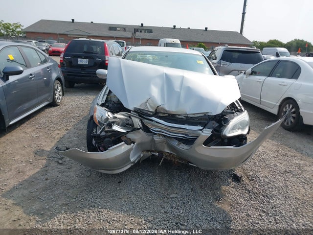 2012 Chrysler 200 Touring მანქანა იყიდება აუქციონზე, vin: 1C3CCBBB5CN117812, აუქციონის ნომერი: 12677379