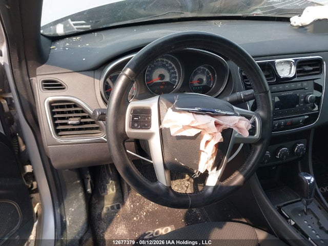 2012 Chrysler 200 Touring მანქანა იყიდება აუქციონზე, vin: 1C3CCBBB5CN117812, აუქციონის ნომერი: 12677379