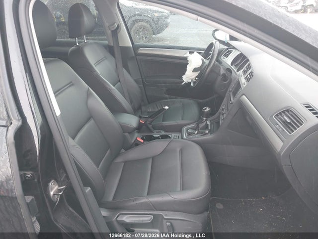 Продажа на аукционе авто 2016 Volkswagen Golf 1.8 Tsi Comfortline/1.8 Tsi Highline/1.8 Tsi Trendline, vin: 3VW117AU2GM014529, номер лота: 12666182