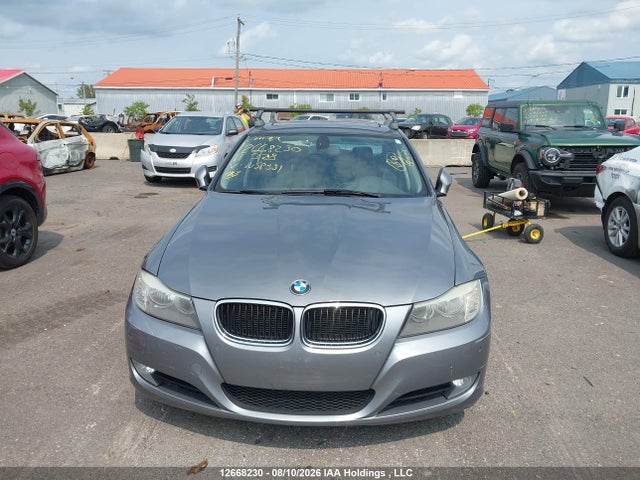 12668230 :رقم المزاد ، WBAPK7G50BNN58551 vin ، 2011 Bmw 3 Series مزاد بيع