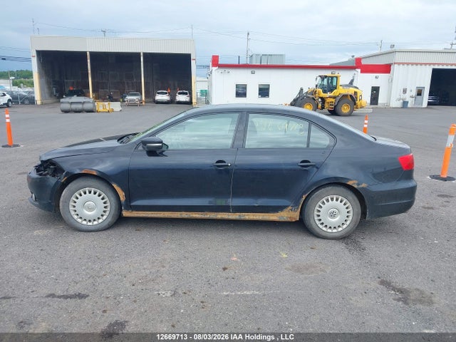 12669713 :رقم المزاد ، 3VWWL7AJ1EM269787 vin ، 2014 Volkswagen Jetta 2.0 Tdi Comfortline/2.0 Tdi Highline/2.0 Tdi Trendline+ مزاد بيع