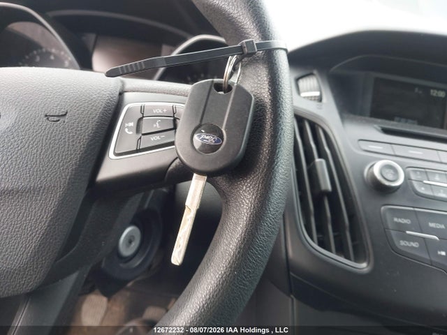 Ford FOCUS SE 2015 1FADP3K29FL257782 Image 11