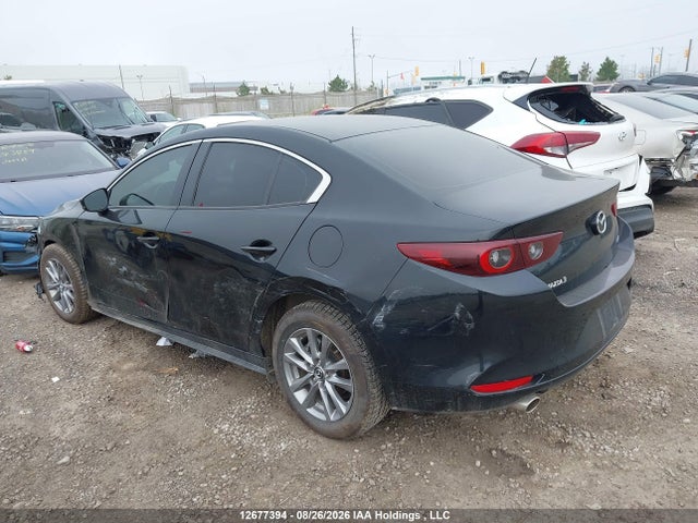 Mazda 3 Preferred 2024 JM1BPACM4R1717291 Image 3