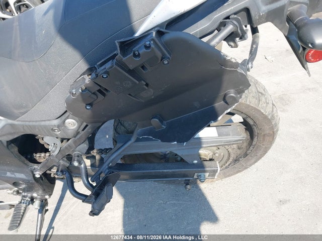 Suzuki Dl650 A/x 2017 JS1C733B8H2100560 Image 15
