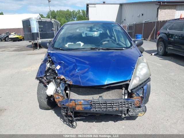 2010 Honda Fit Dx-a მანქანა იყიდება აუქციონზე, vin: JHMGE8H34AS800141, აუქციონის ნომერი: 12641022