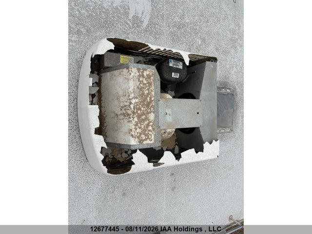 12677445 :رقم المزاد ، 2T9T5T254V1976359 vin ، 1997 Okanagan Okanagan مزاد بيع