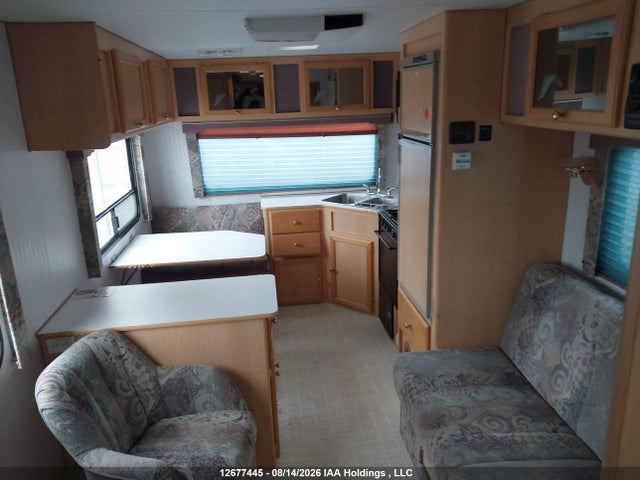 12677445 :رقم المزاد ، 2T9T5T254V1976359 vin ، 1997 Okanagan Okanagan مزاد بيع