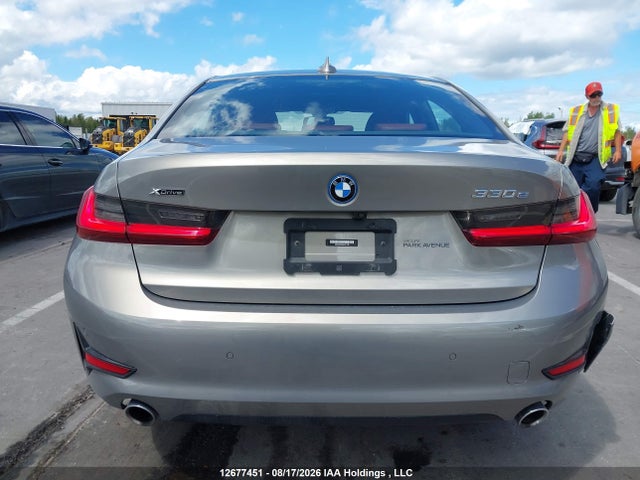 BMW 330e Xdrive 2022 WBA5P9C06NFN11795 Image 16